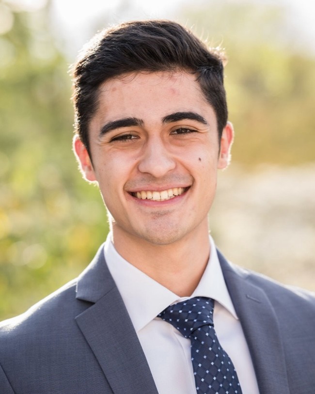 Andres Armenta headshot