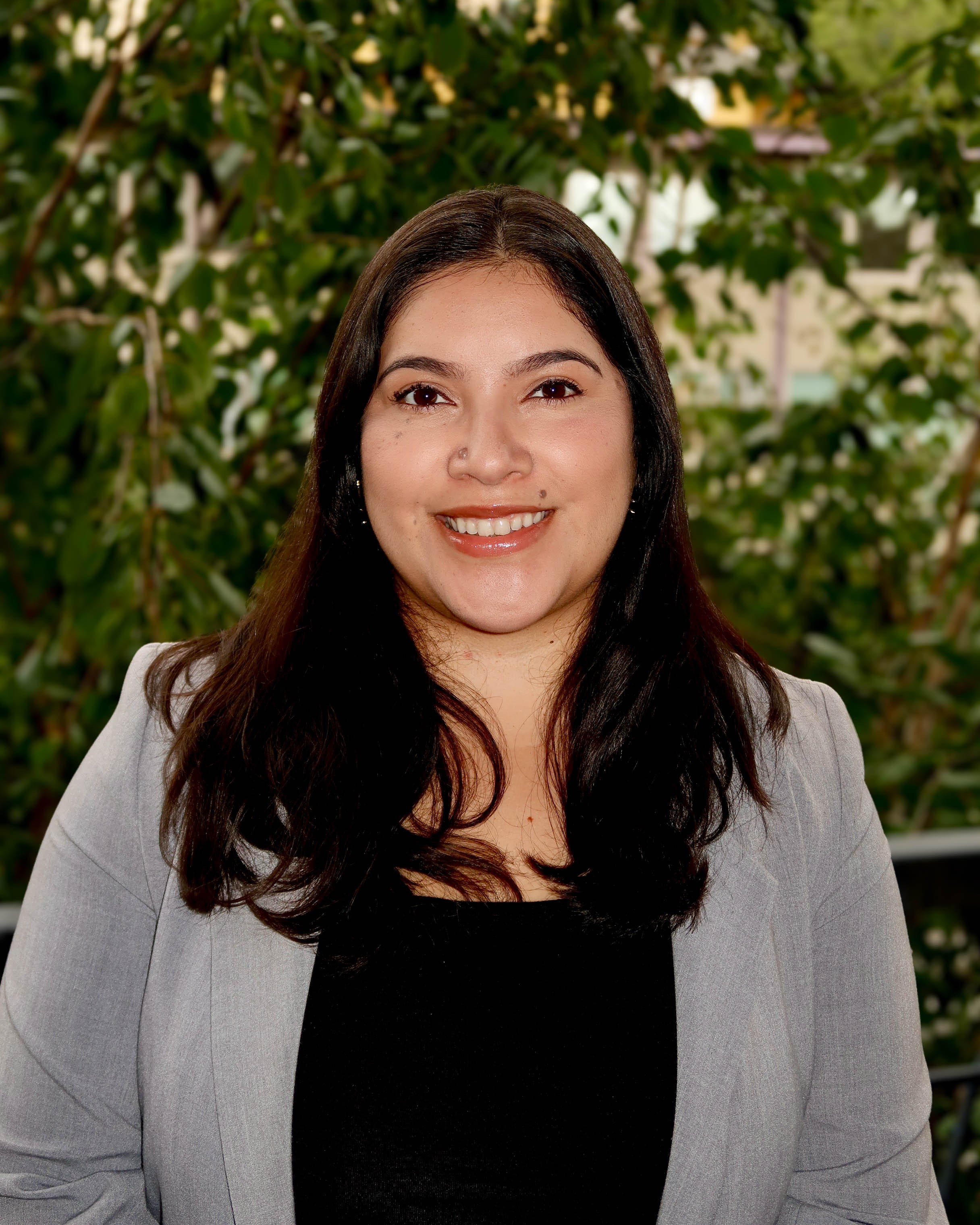 Alejandra Lopez Headshot