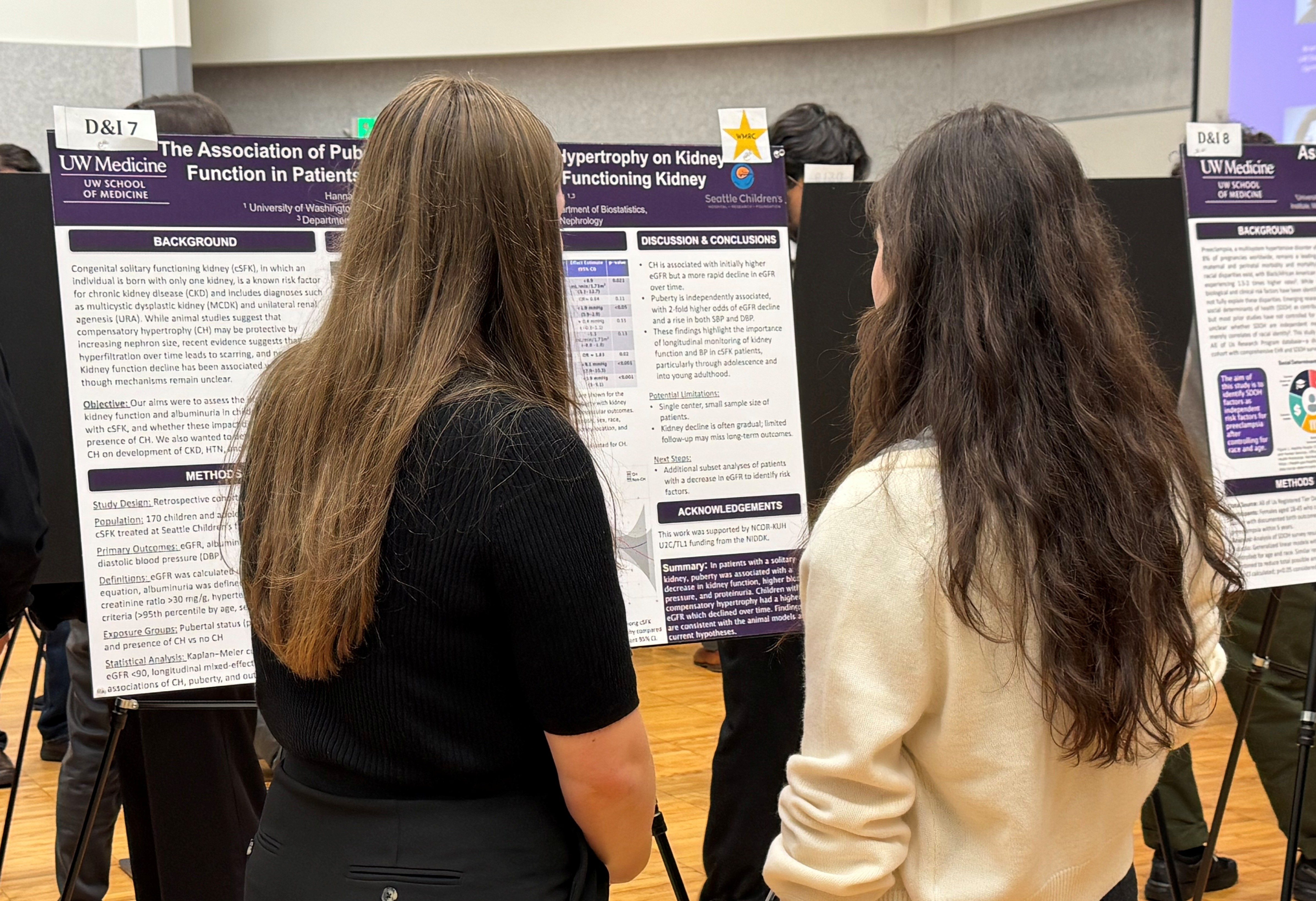 Hannah Bender presenting Scientific Poster