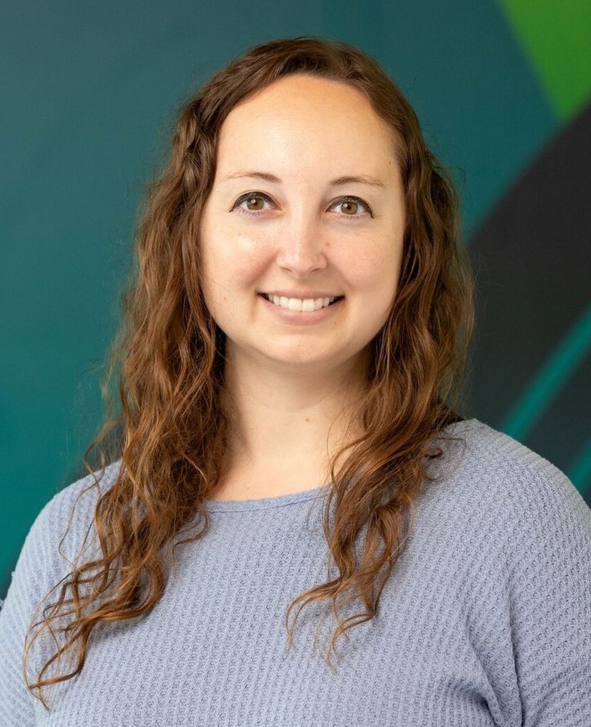 Stacy Russell Headshot